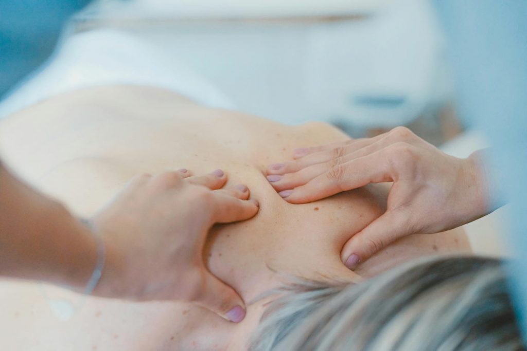Alivio del dolor con terapia de masaje